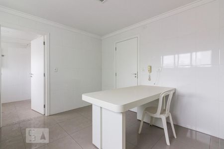 Apartamento à venda com 130m², 3 quartos e 3 vagasCozinha