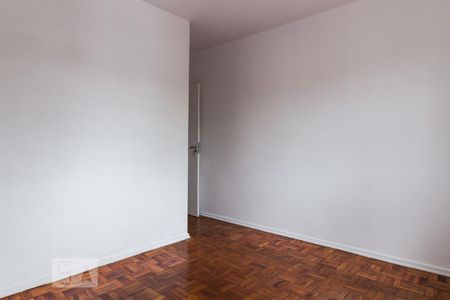 Quarto 3 de casa para alugar com 3 quartos, 110m² em Parque Colonial, São Paulo