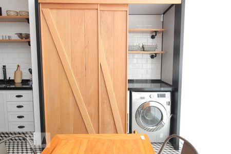 Área de Serviço de apartamento para alugar com 2 quartos, 75m² em Jardim São Paulo(zona Norte), São Paulo