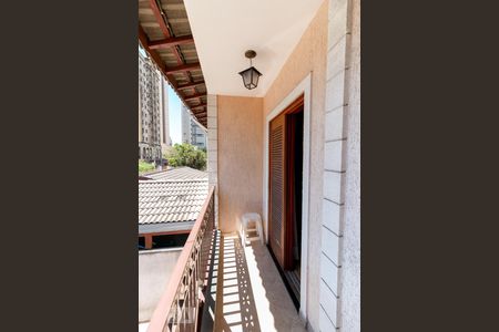 Casa à venda com 159m², 3 quartos e 4 vagasVaranda quarto suíte 1