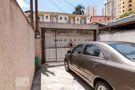 Casa à venda com 159m², 3 quartos e 4 vagasPortão automático