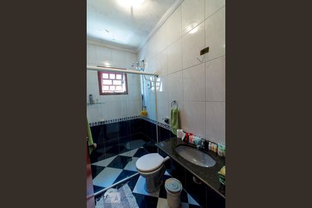 Casa à venda com 159m², 3 quartos e 4 vagasBanheiro social 1