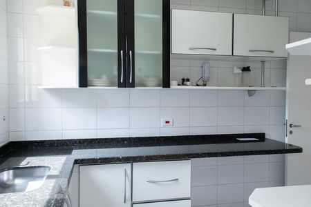 Apartamento para alugar com 67m², 2 quartos e 2 vagas Apartamento para alugar com 67m², 2 quartos e 2 vagasCOZINHA