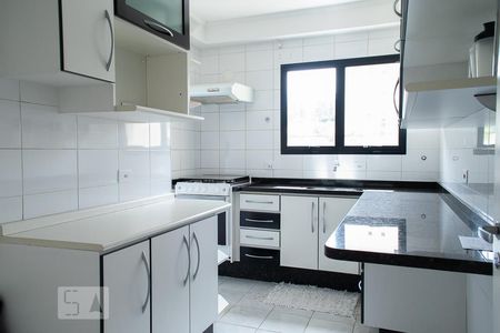Apartamento para alugar com 67m², 2 quartos e 2 vagas Apartamento para alugar com 67m², 2 quartos e 2 vagasCOZINHA