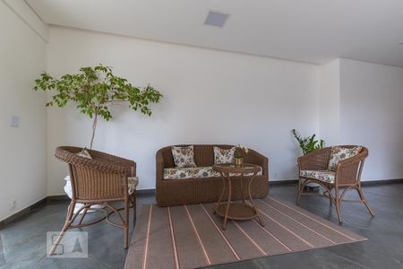 Apartamento para alugar com 67m², 1 quarto e 1 vaga Apartamento para alugar com 67m², 1 quarto e 1 vagaÁrea comum - Hall social