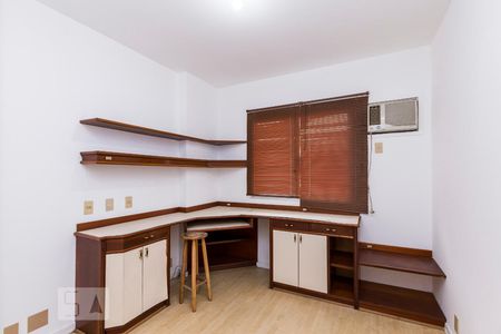 Quarto 1 de apartamento à venda com 2 quartos, 79m² em Botafogo, Rio de Janeiro