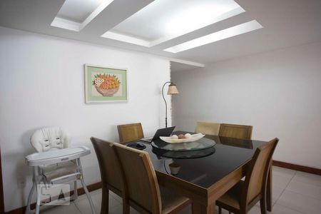 Apartamento à venda com 100m², 3 quartos e 1 vagaSala