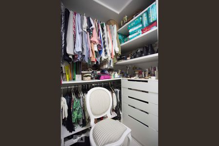 Apartamento à venda com 100m², 3 quartos e 1 vagaCloset