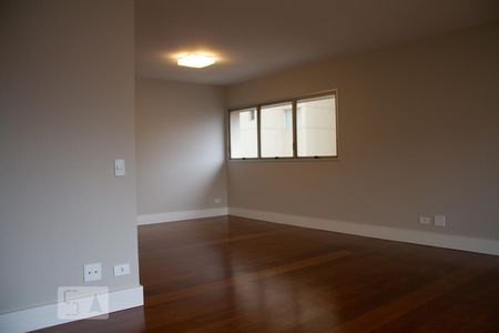 Sala de apartamento para alugar com 3 quartos, 140m² em Perdizes, São Paulo