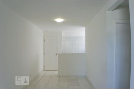 Sala de apartamento para alugar com 2 quartos, 57m² em Planalto, Belo Horizonte