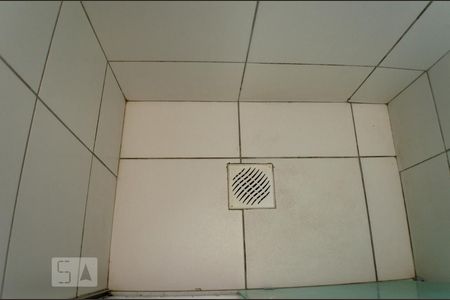 Banheiro de apartamento para alugar com 2 quartos, 57m² em Planalto, Belo Horizonte