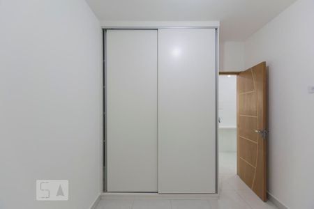 Quarto (Armários) de casa de condomínio para alugar com 1 quarto, 32m² em Vila Brasílio Machado, São Paulo