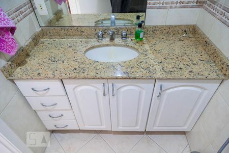 Apartamento à venda com 90m², 3 quartos e 1 vagaBanheiro bancada