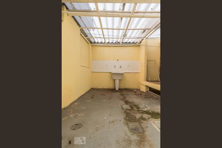 Casa à venda com 120m², 2 quartos e 2 vagasÁrea de Serviço