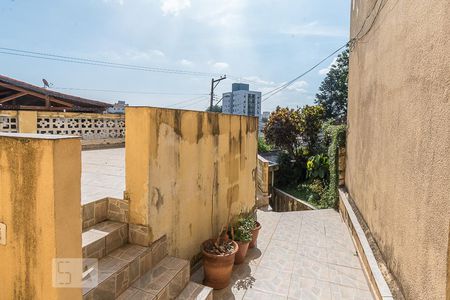 Casa à venda com 120m², 2 quartos e 2 vagasEntrada