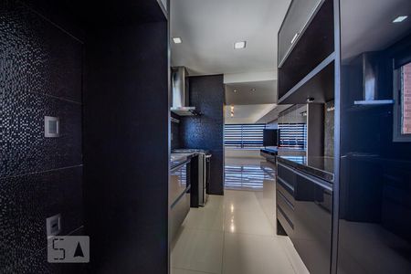 Apartamento à venda com 85m², 2 quartos e 3 vagasCozinha 