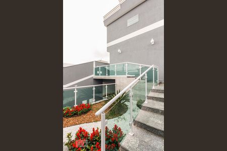 Casa para alugar com 63m², 2 quartos e 1 vaga Casa para alugar com 63m², 2 quartos e 1 vagaCondomínio