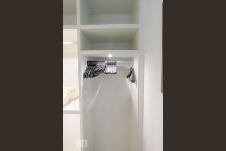 Apartamento para alugar com 60m², 1 quarto e 1 vagaCloset 