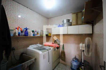 Casa à venda com 230m², 4 quartos e 2 vagasÁrea de Serviço