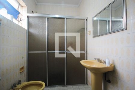 Casa à venda com 230m², 4 quartos e 2 vagasBanheiro