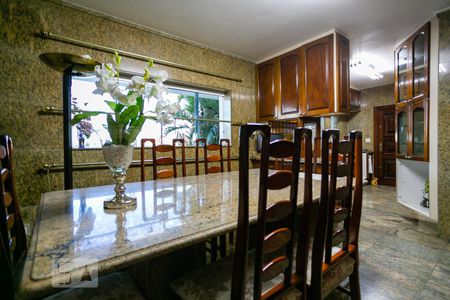 Casa à venda com 320m², 4 quartos e 4 vagasCopa