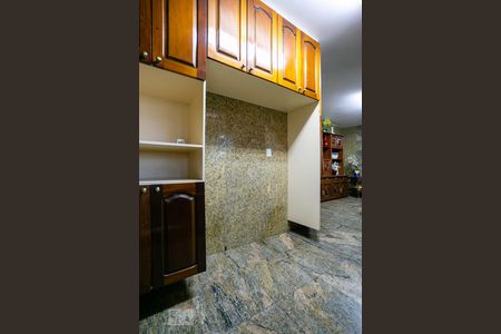 Casa à venda com 320m², 4 quartos e 4 vagasCozinha