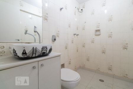 Banheiro social de apartamento para alugar com 3 quartos, 90m² em Tatuapé, São Paulo