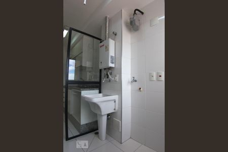 Área de Serviço de apartamento para alugar com 2 quartos, 77m² em Ponte de São João, Jundiaí