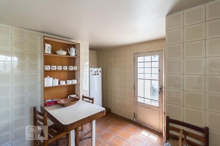 Casa para alugar com 450m², 3 quartos e 1 vaga Casa para alugar com 450m², 3 quartos e 1 vagaCozinha