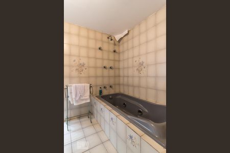 Banheiro de casa para alugar com 3 quartos, 450m² em City Lapa, São Paulo