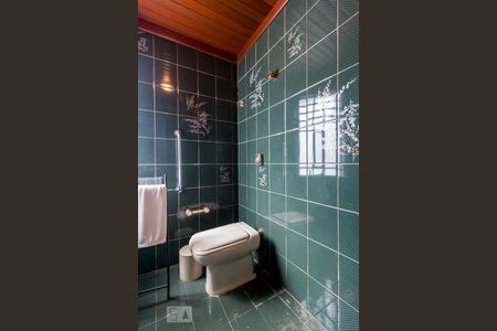 Casa para alugar com 450m², 3 quartos e 1 vaga Casa para alugar com 450m², 3 quartos e 1 vagaBanheiro suíte