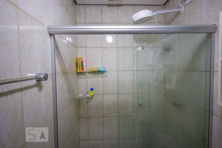 Banheiro Social de apartamento à venda com 2 quartos, 66m² em Sapê, Niterói