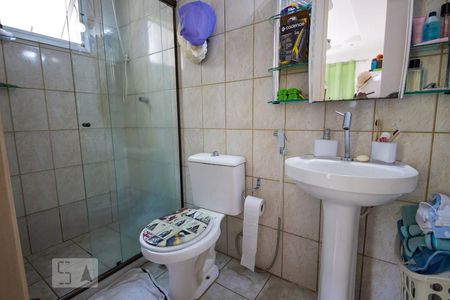 Apartamento à venda com 66m², 2 quartos e 1 vaga Apartamento à venda com 66m², 2 quartos e 1 vagaBanheiro da Suíte
