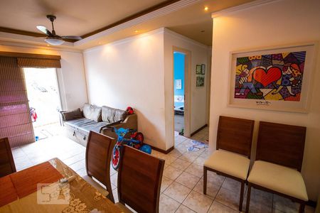 Apartamento à venda com 66m², 2 quartos e 1 vaga Apartamento à venda com 66m², 2 quartos e 1 vagaSala