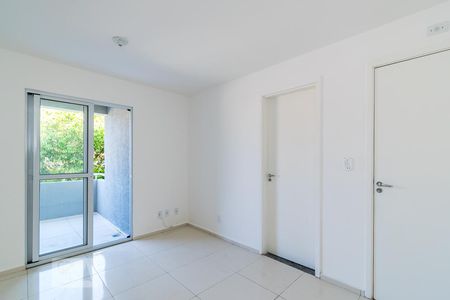 Sala de apartamento à venda com 2 quartos, 53m² em Irajá, Rio de Janeiro