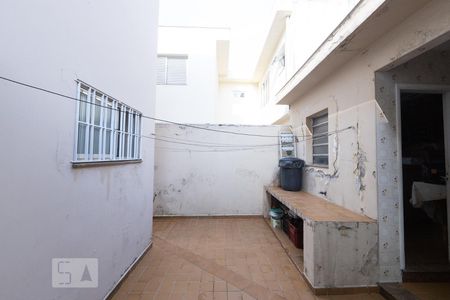 Casa à venda com 150m², 2 quartos e 2 vagasQuintal