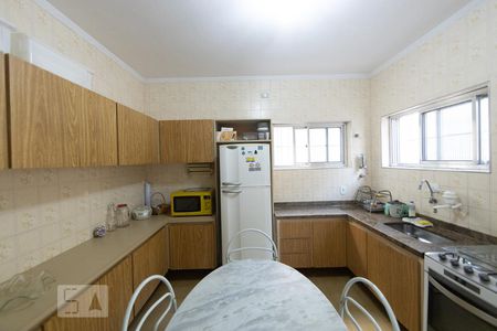 Casa à venda com 150m², 2 quartos e 2 vagasCozinha