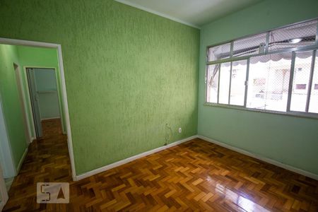 Sala de apartamento à venda com 2 quartos, 66m² em Icaraí, Niterói