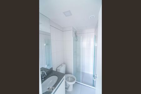 Banheiro de apartamento para alugar com 1 quarto, 33m² em Brás, São Paulo