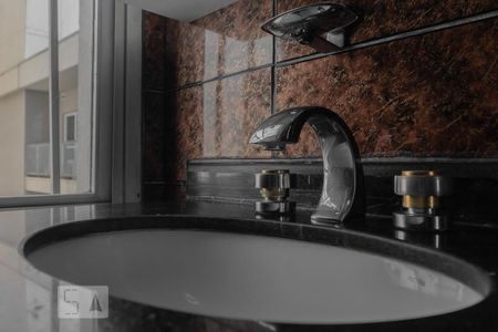 Apartamento à venda com 87m², 2 quartos e 1 vaga Apartamento à venda com 87m², 2 quartos e 1 vagaBanheiro Suíte