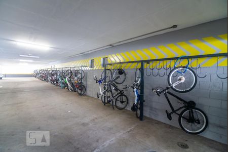Apartamento para alugar com 33m², 1 quarto e 1 vaga Apartamento para alugar com 33m², 1 quarto e 1 vagaBicicletárop