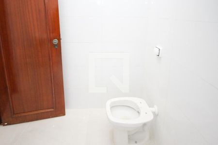 Casa à venda com 270m², 4 quartos e 4 vagasBanheiro Social