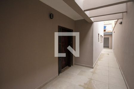Casa à venda com 270m², 4 quartos e 4 vagasCorredor