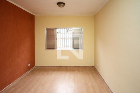 Casa à venda com 270m², 4 quartos e 4 vagasSuite