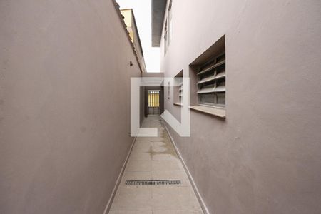 Casa à venda com 270m², 4 quartos e 4 vagasCorredor