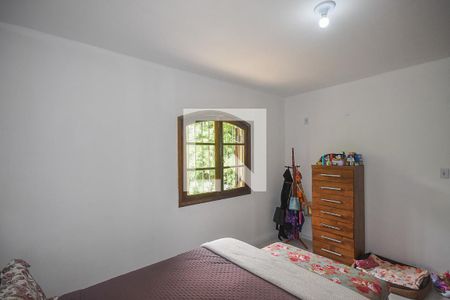 Casa à venda com 250m², 3 quartos e 6 vagas Casa à venda com 250m², 3 quartos e 6 vagasSuíte