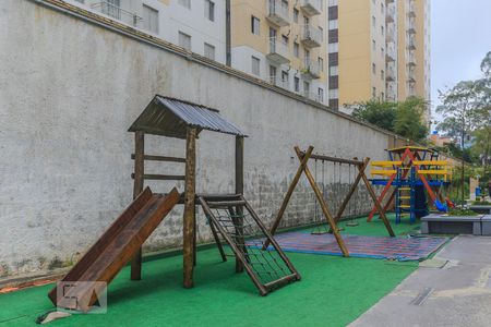 Apartamento à venda com 74m², 2 quartos e 1 vaga Apartamento à venda com 74m², 2 quartos e 1 vagaÁrea Comum - Playground