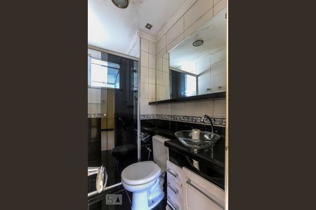 Banheiro de apartamento à venda com 2 quartos, 74m² em Jardim São Savério, São Paulo