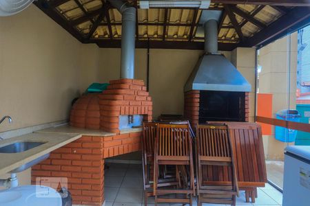 Apartamento à venda com 74m², 2 quartos e 1 vaga Apartamento à venda com 74m², 2 quartos e 1 vagaÁrea comum - Churrasqueira 2