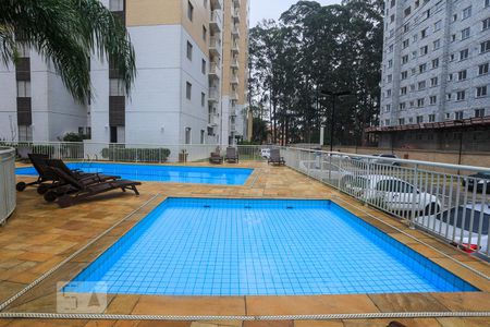 Apartamento à venda com 74m², 2 quartos e 1 vaga Apartamento à venda com 74m², 2 quartos e 1 vagaÁrea comum - Piscina